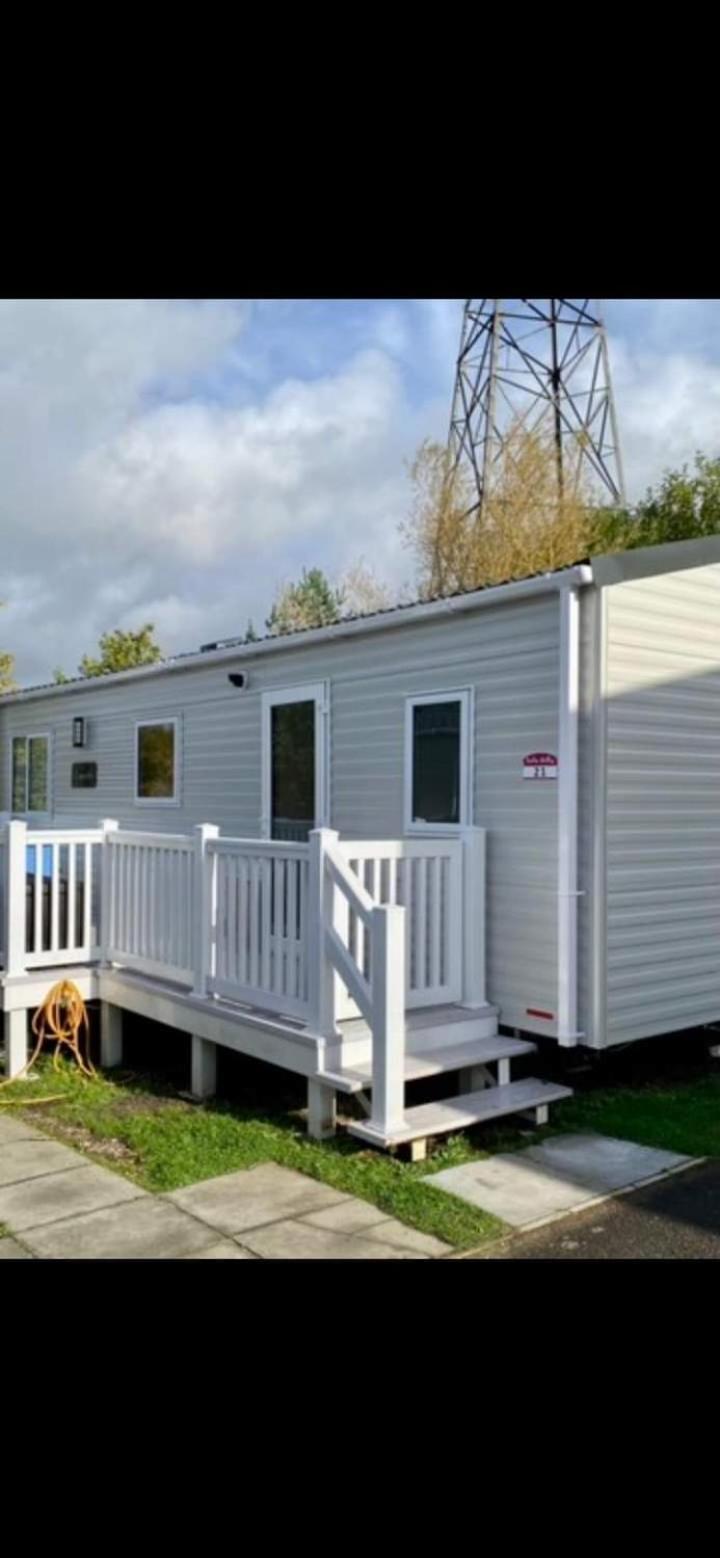 Laguna- Rockley Park Poole Exterior foto